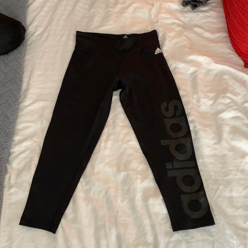 Cropped Adidas Leggings
